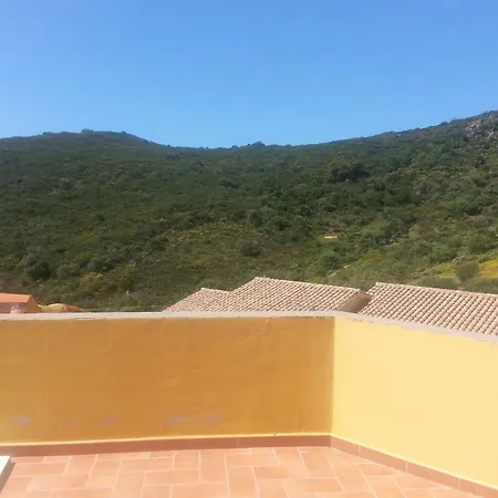 Mialiviosa * Budoni